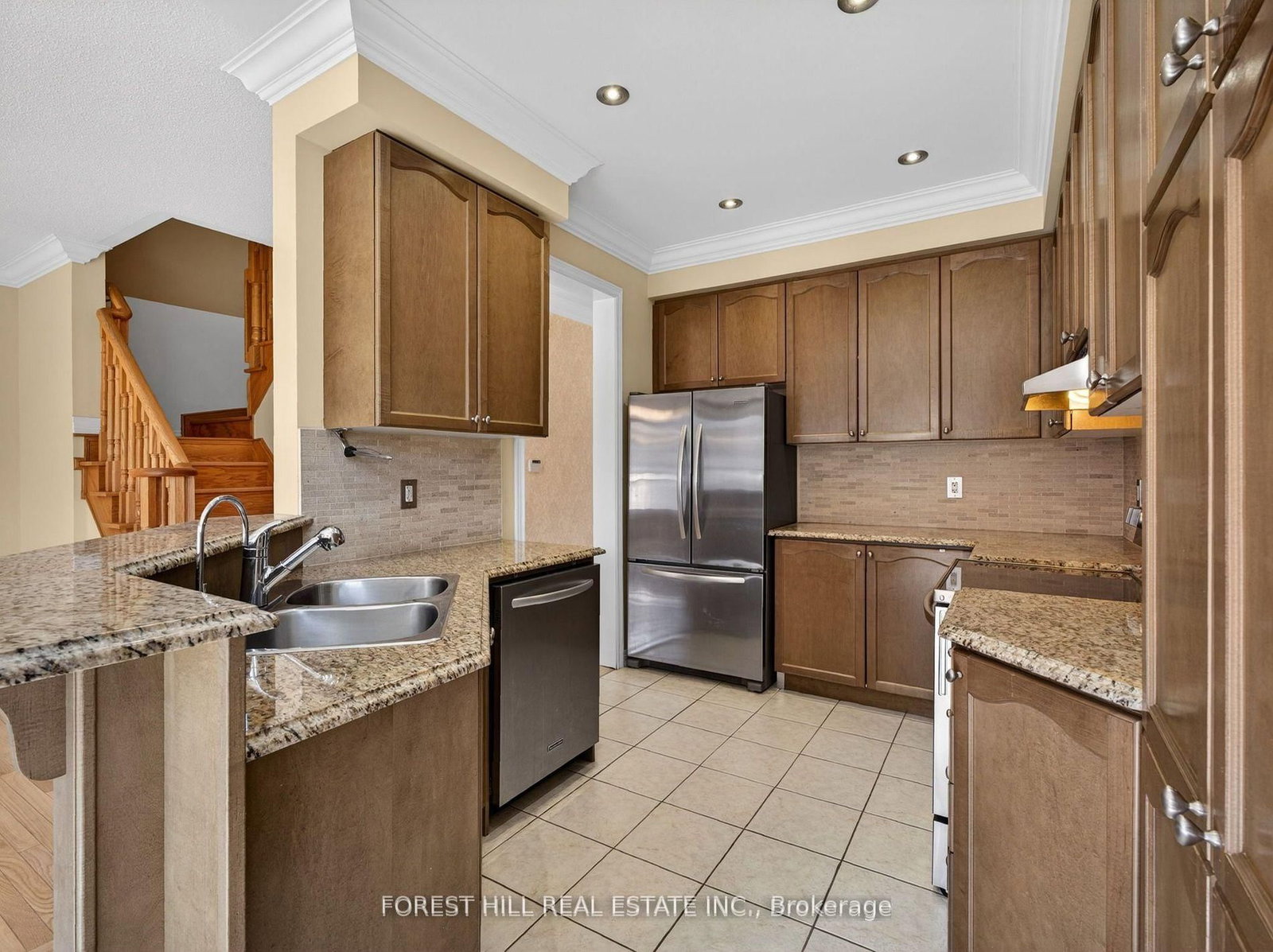 12 Stookes Crescent • Richmond Hill, ON photo 16