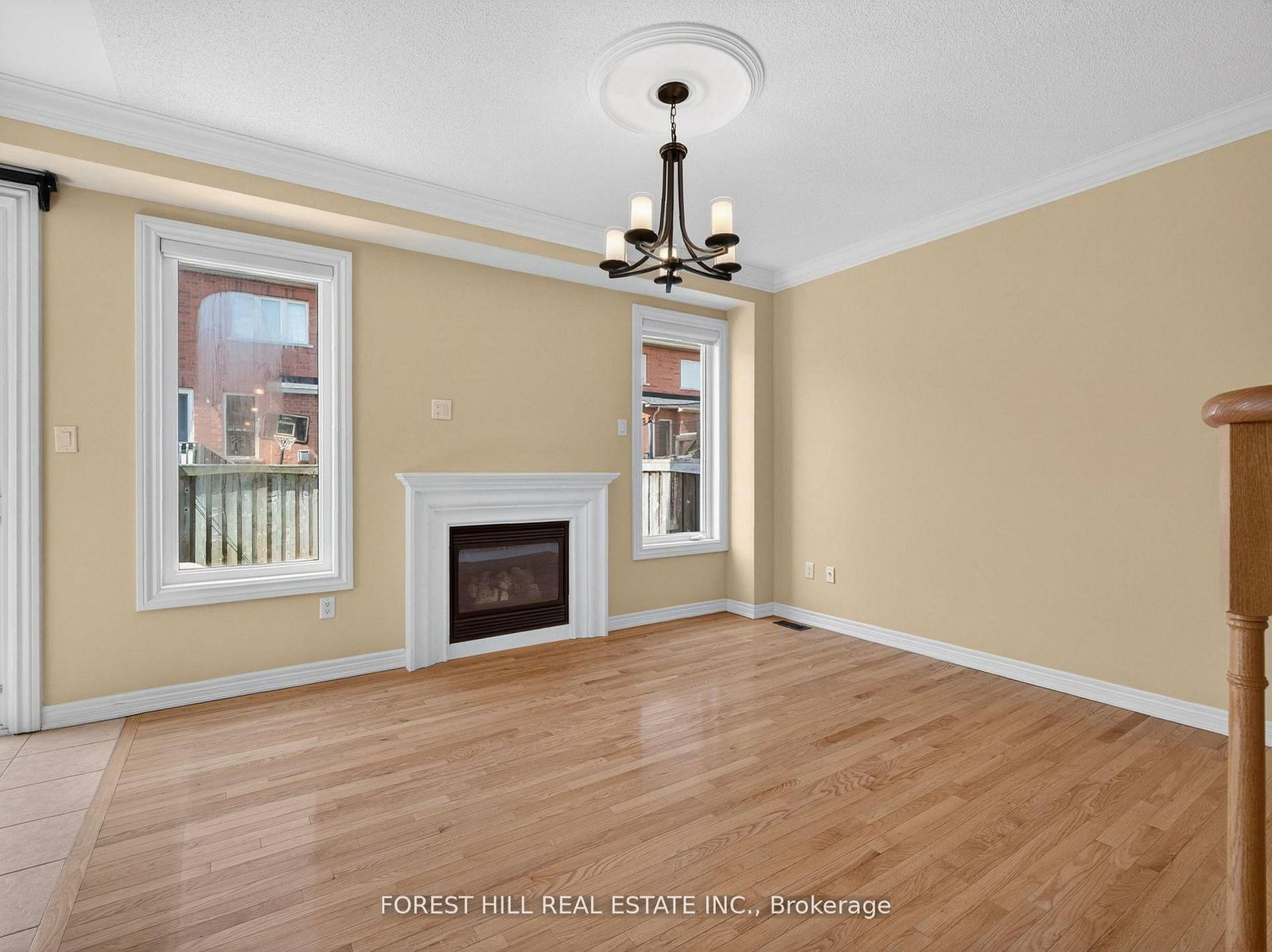12 Stookes Crescent • Richmond Hill, ON photo 9