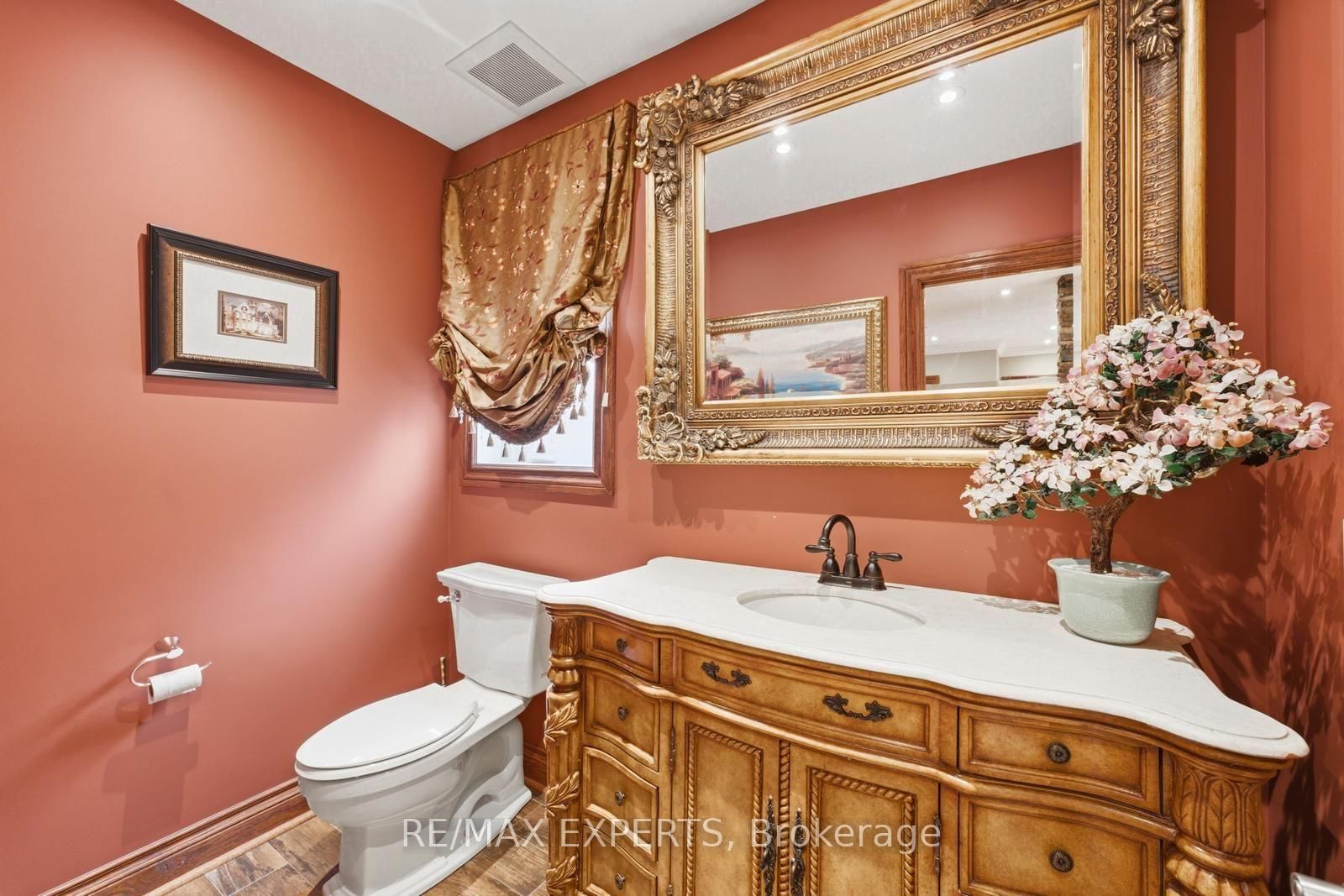 215 Velmar Drive • Vaughan, ON photo 15