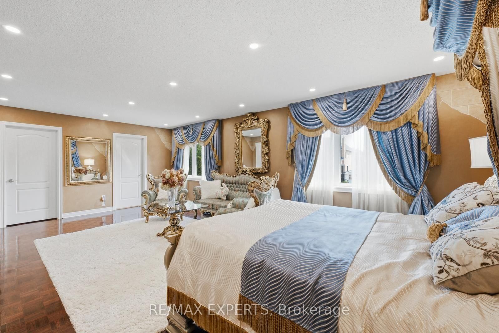 215 Velmar Drive • Vaughan, ON photo 20