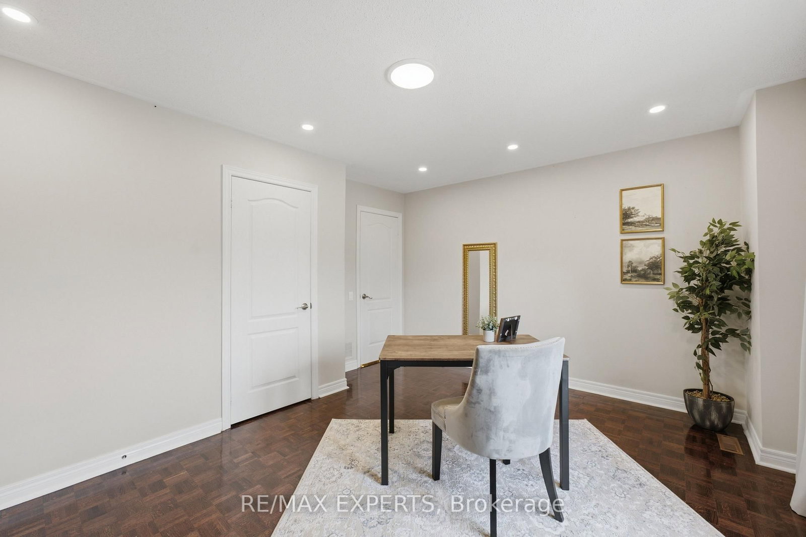 215 Velmar Drive • Vaughan, ON photo 26