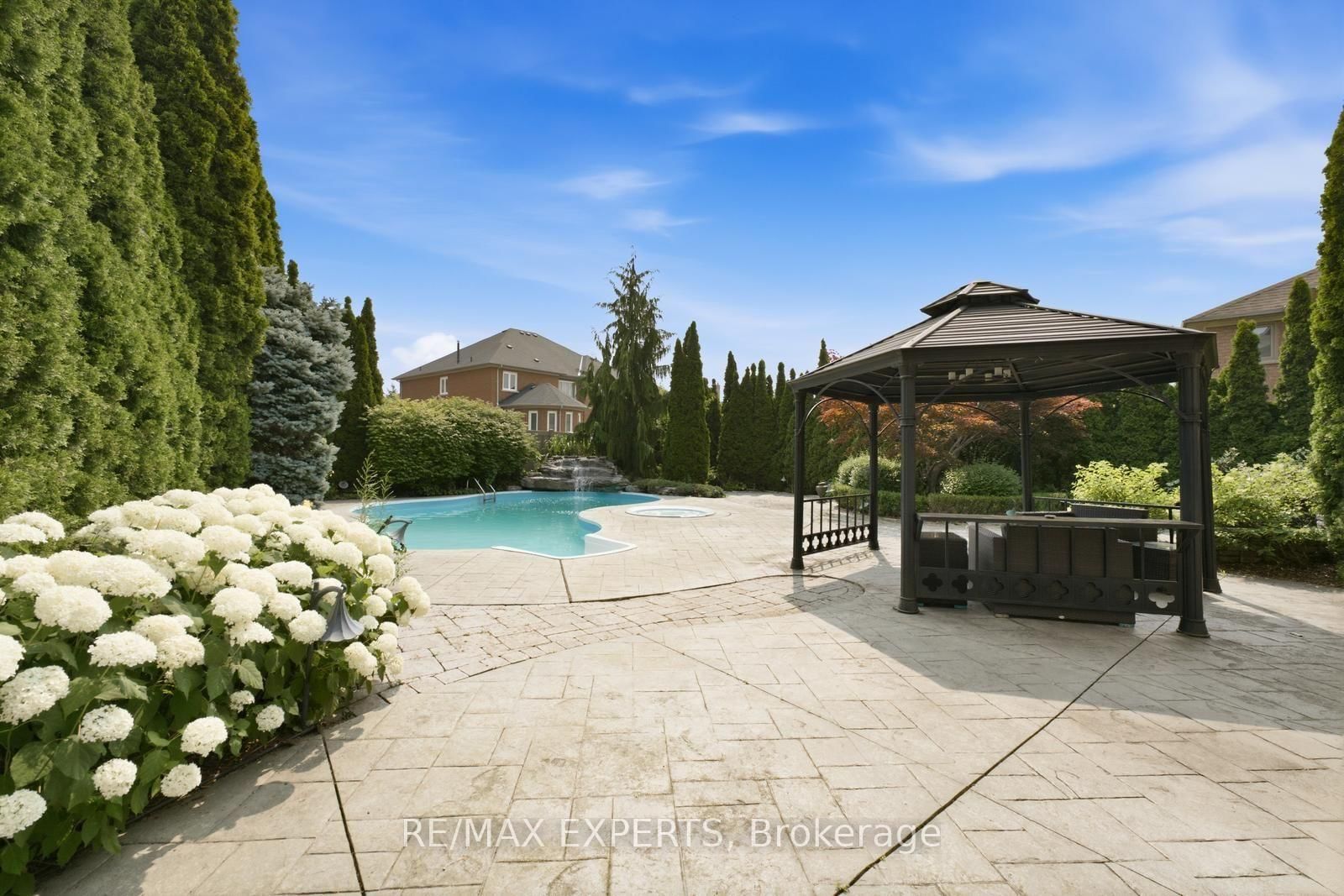 215 Velmar Drive • Vaughan, ON photo 39