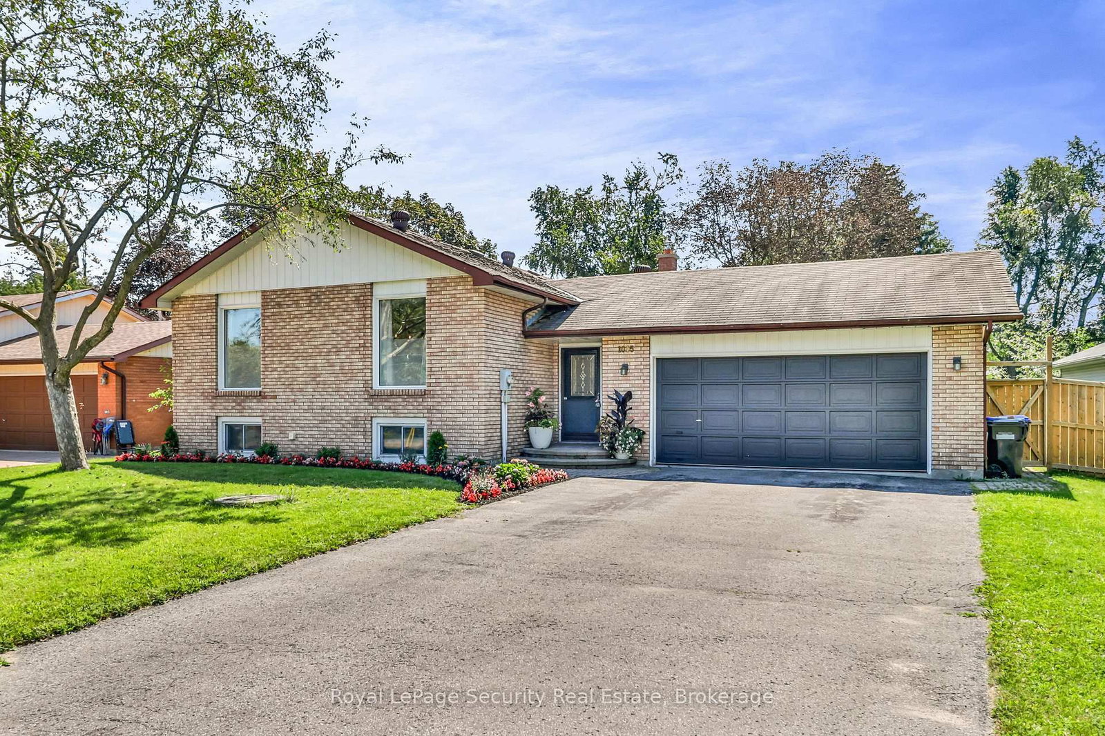 1045 Lebanon Drive • Innisfil, ON photo 3