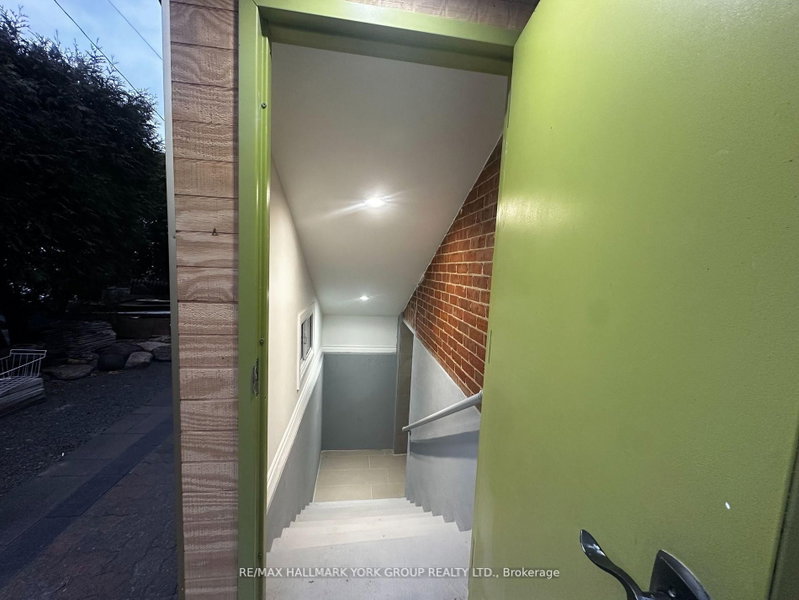 Lower - 420 Osborne Street