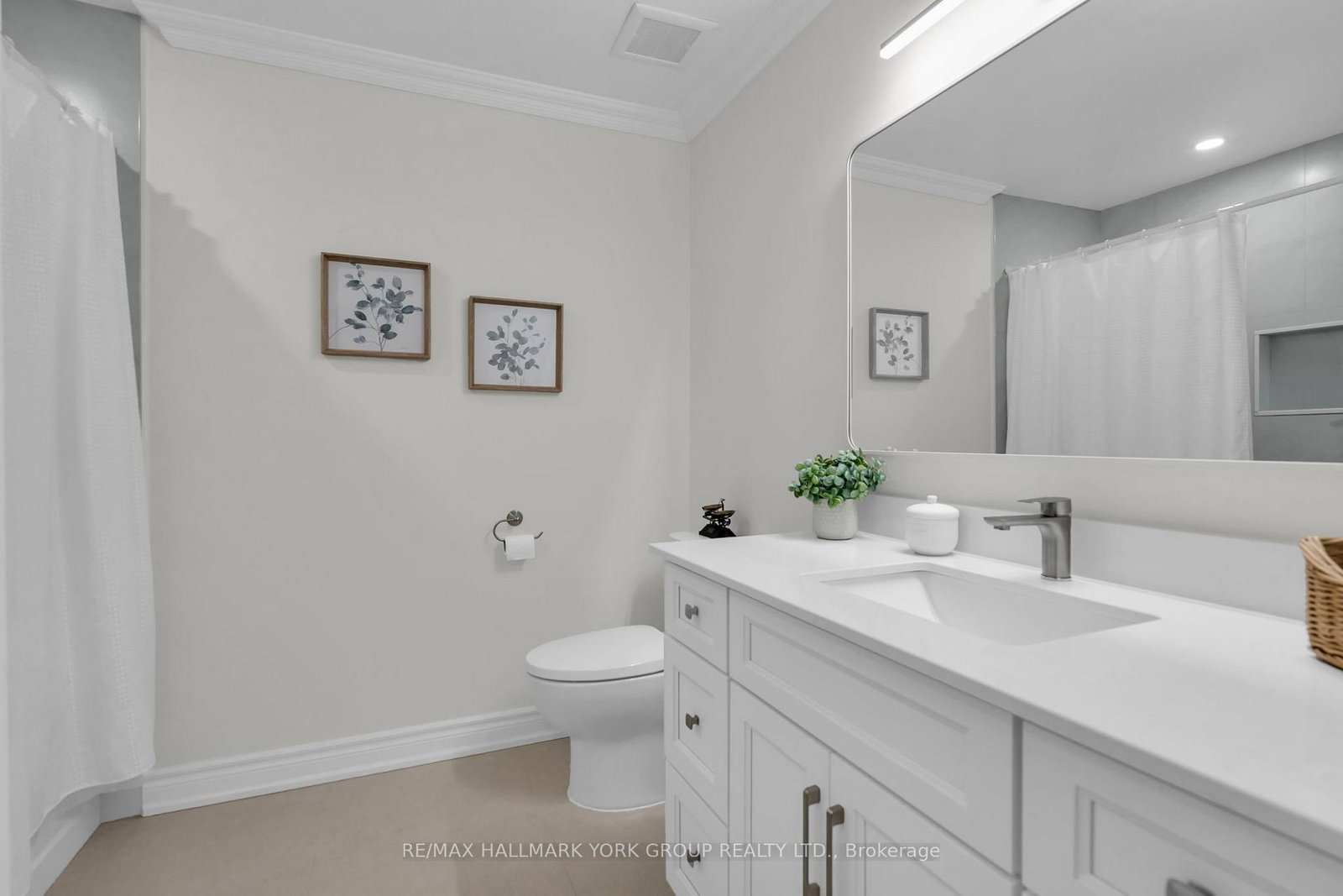 95 Gilbank Drive • Aurora, ON photo 32