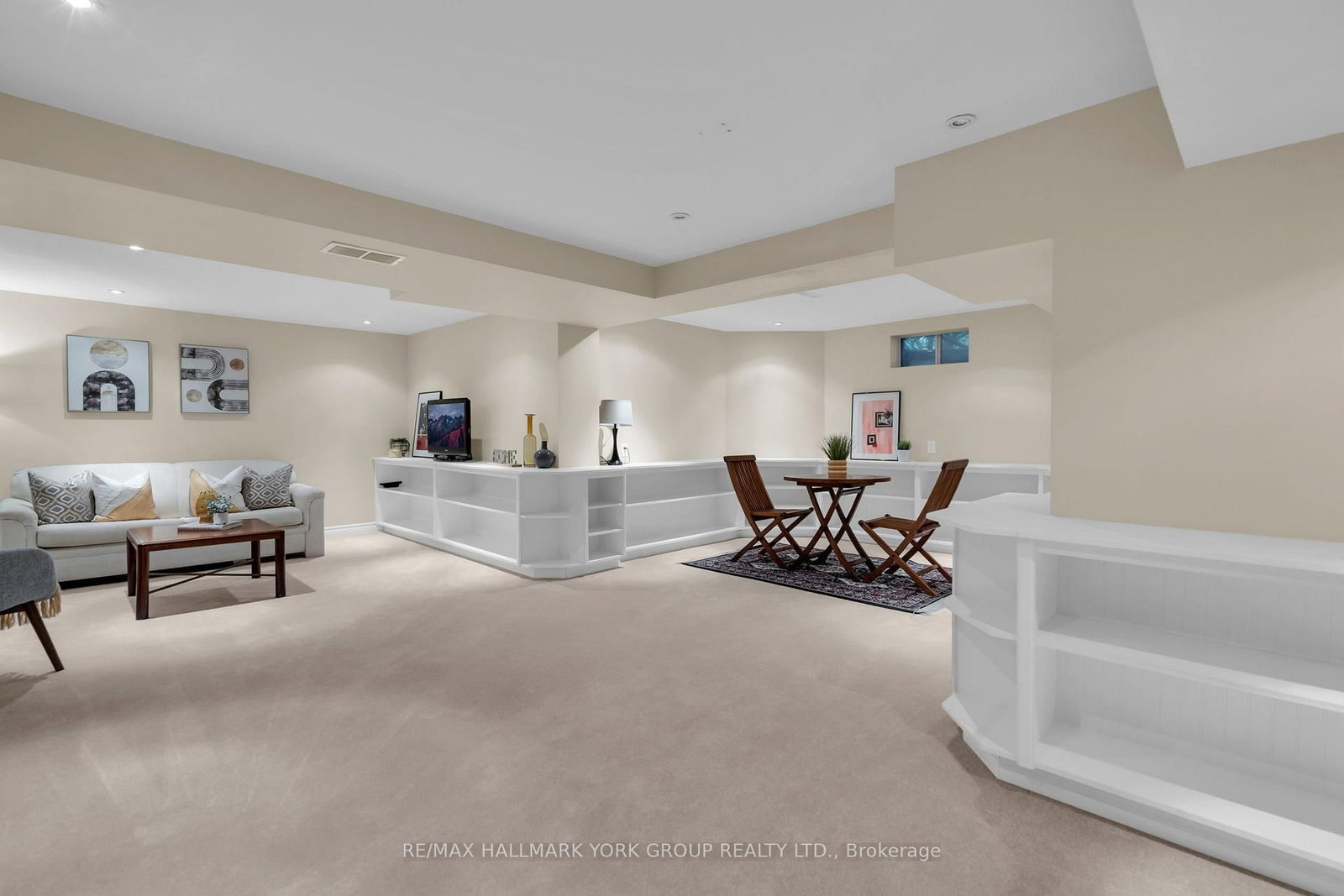 95 Gilbank Drive • Aurora, ON photo 35