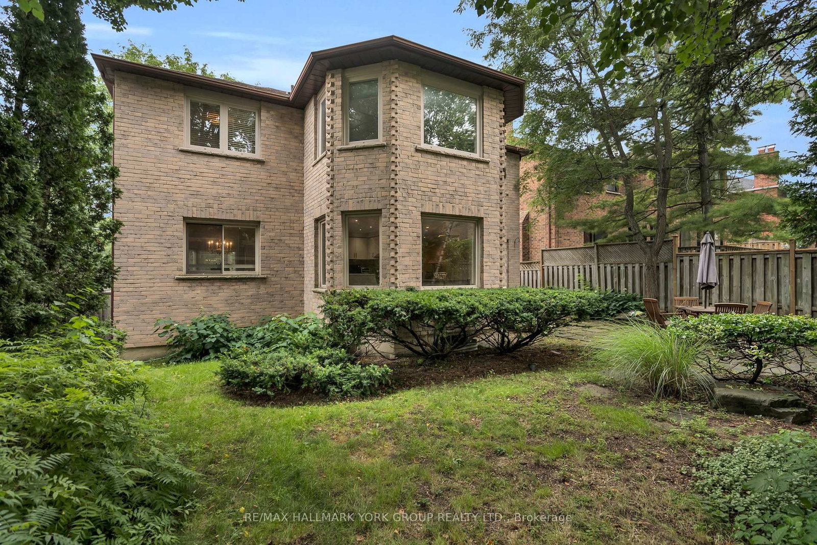 95 Gilbank Drive • Aurora, ON photo 40