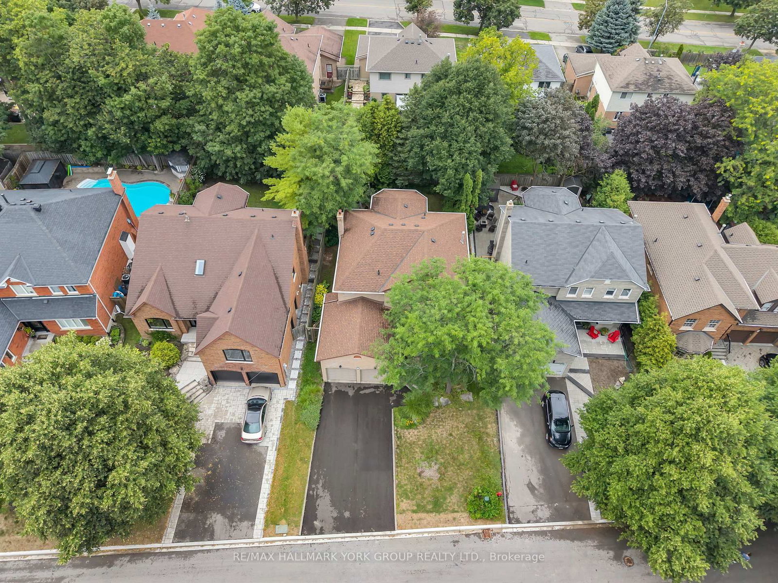 95 Gilbank Drive • Aurora, ON photo 44