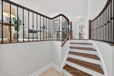 8032 Kipling Avenue • #9 • Vaughan, ON photo 6