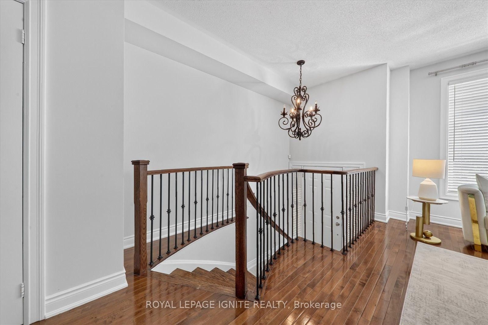 8032 Kipling Avenue • #9 • Vaughan, ON photo 7