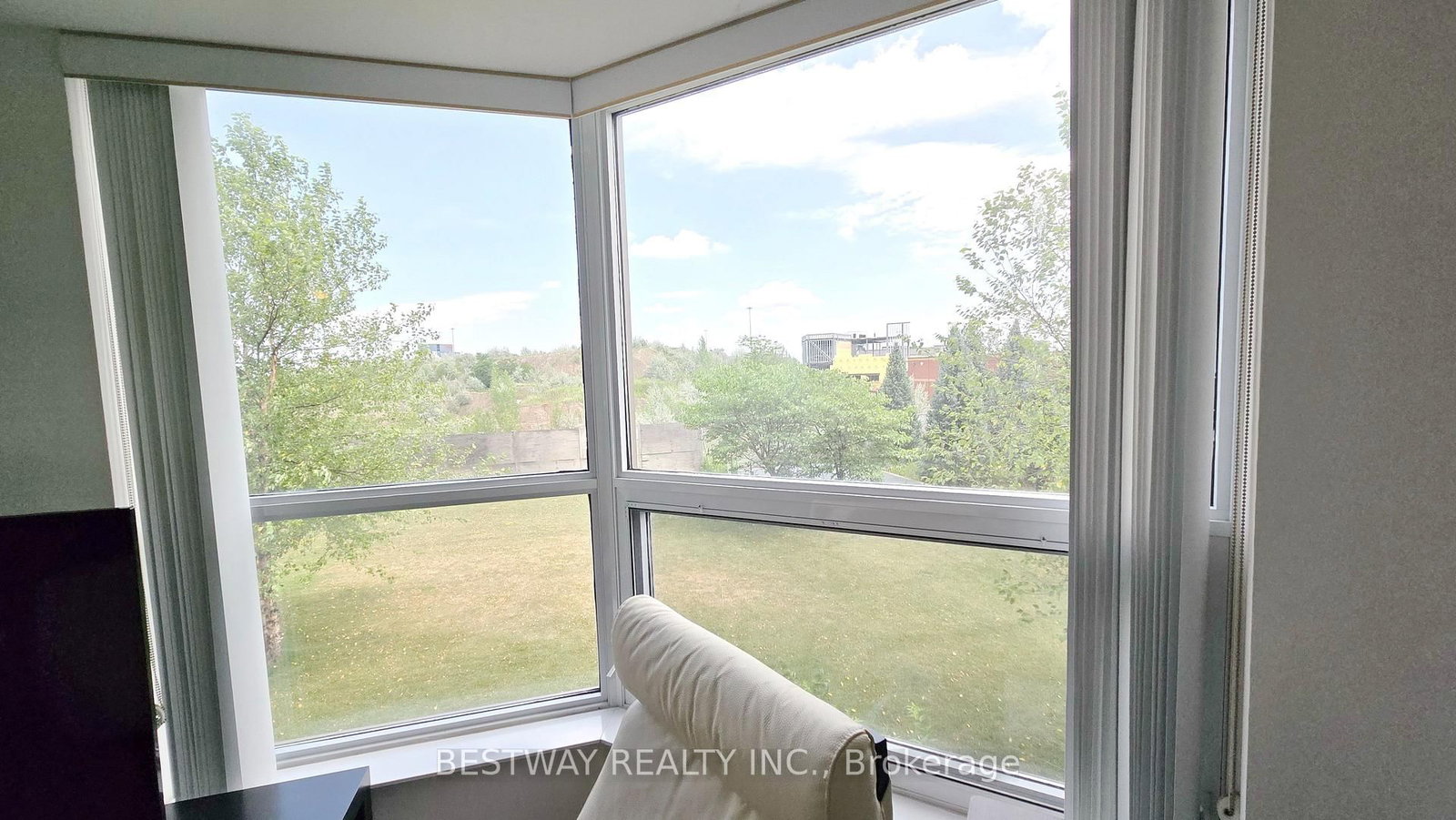 75 Norman Bethune Avenue • #208 • Richmond Hill, ON photo 18
