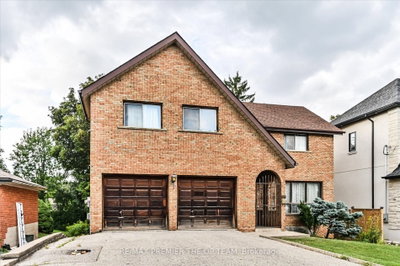 82 Highland Park Boulevard • Markham, ON photo 2