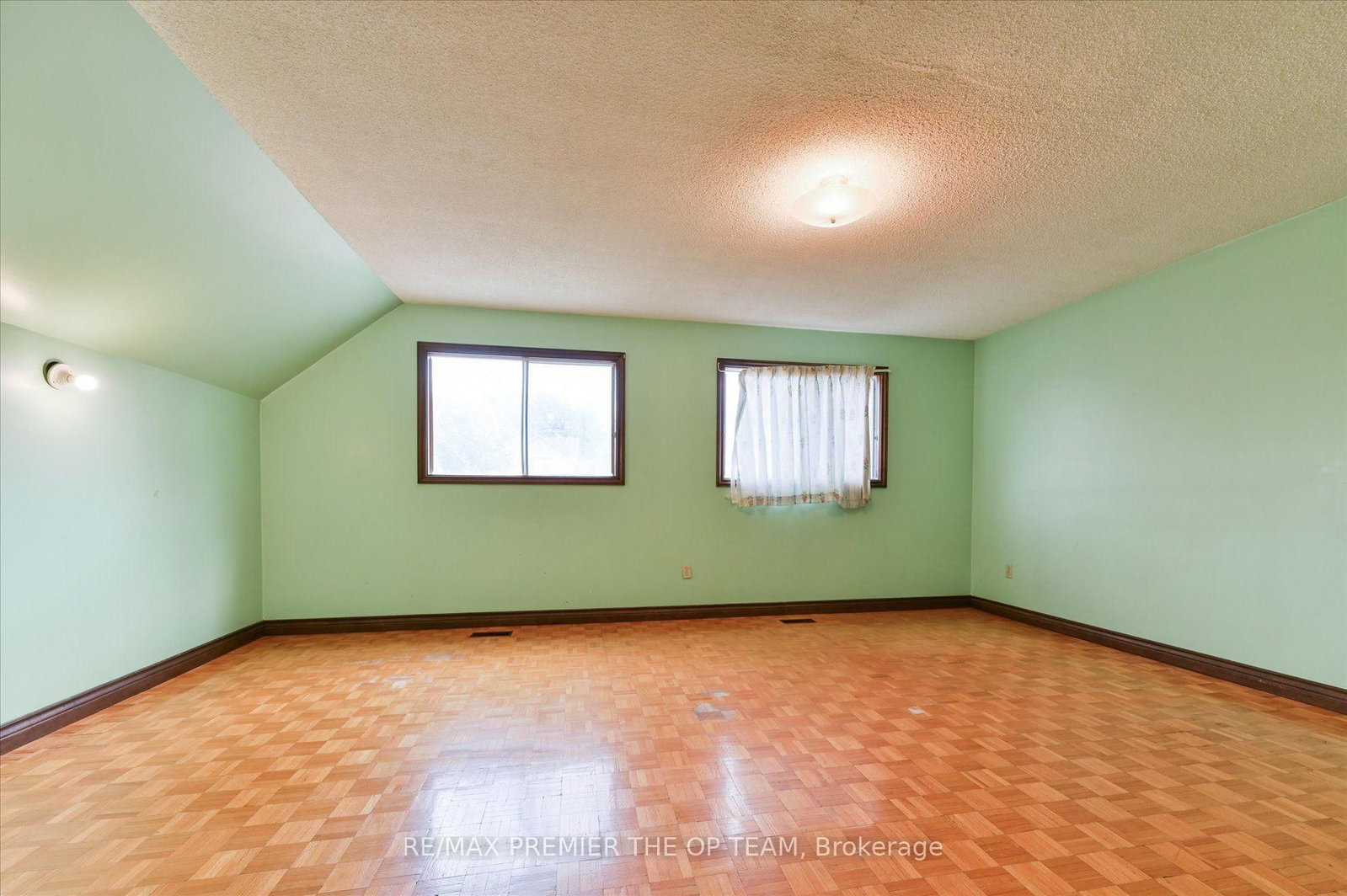 82 Highland Park Boulevard • Markham, ON photo 26