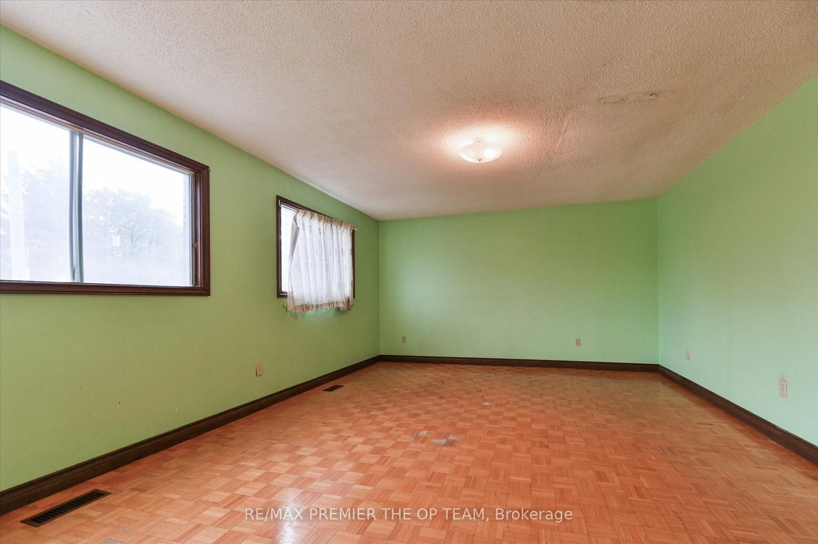 82 Highland Park Boulevard • Markham, ON photo 27