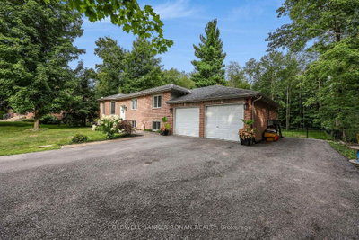 57 Pine Park Boulevard • Adjala-Tosorontio, ON photo 2