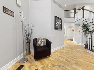 315 North Lake Road • Richmond Hill, ON photo 5