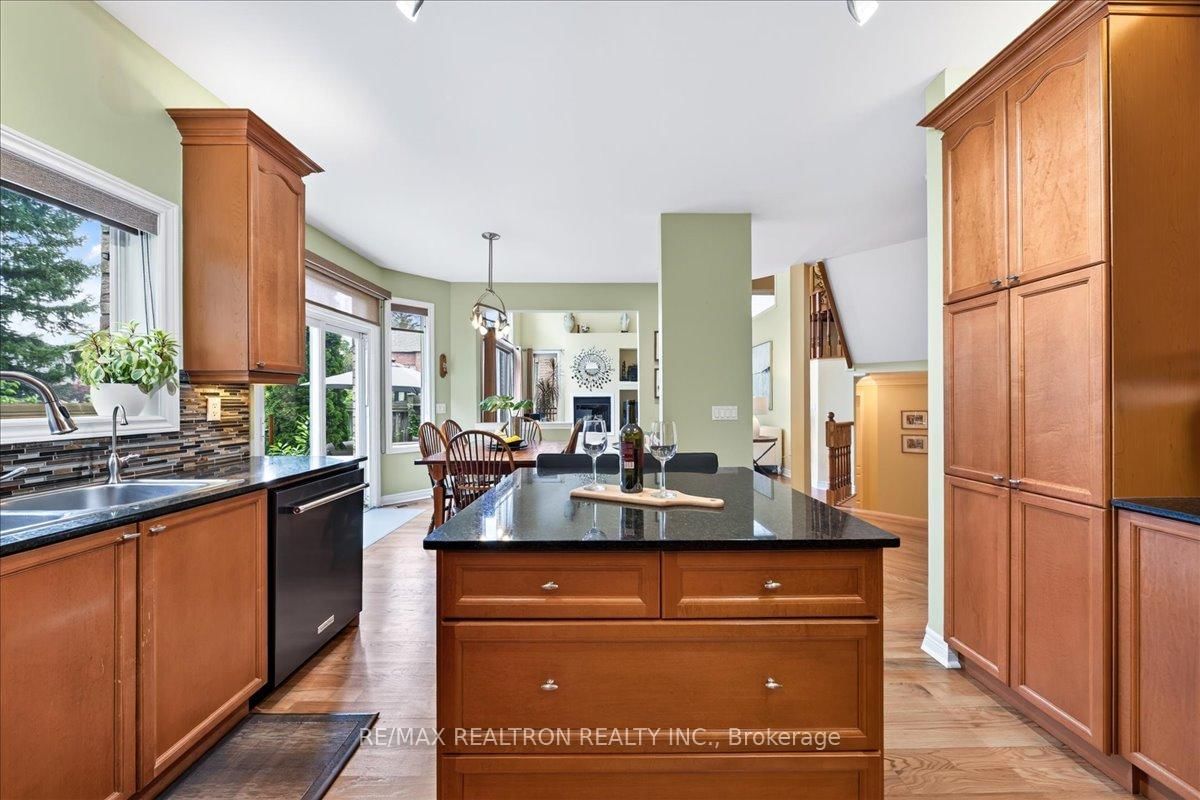 158 Nantucket Drive N • Richmond Hill, ON photo 18