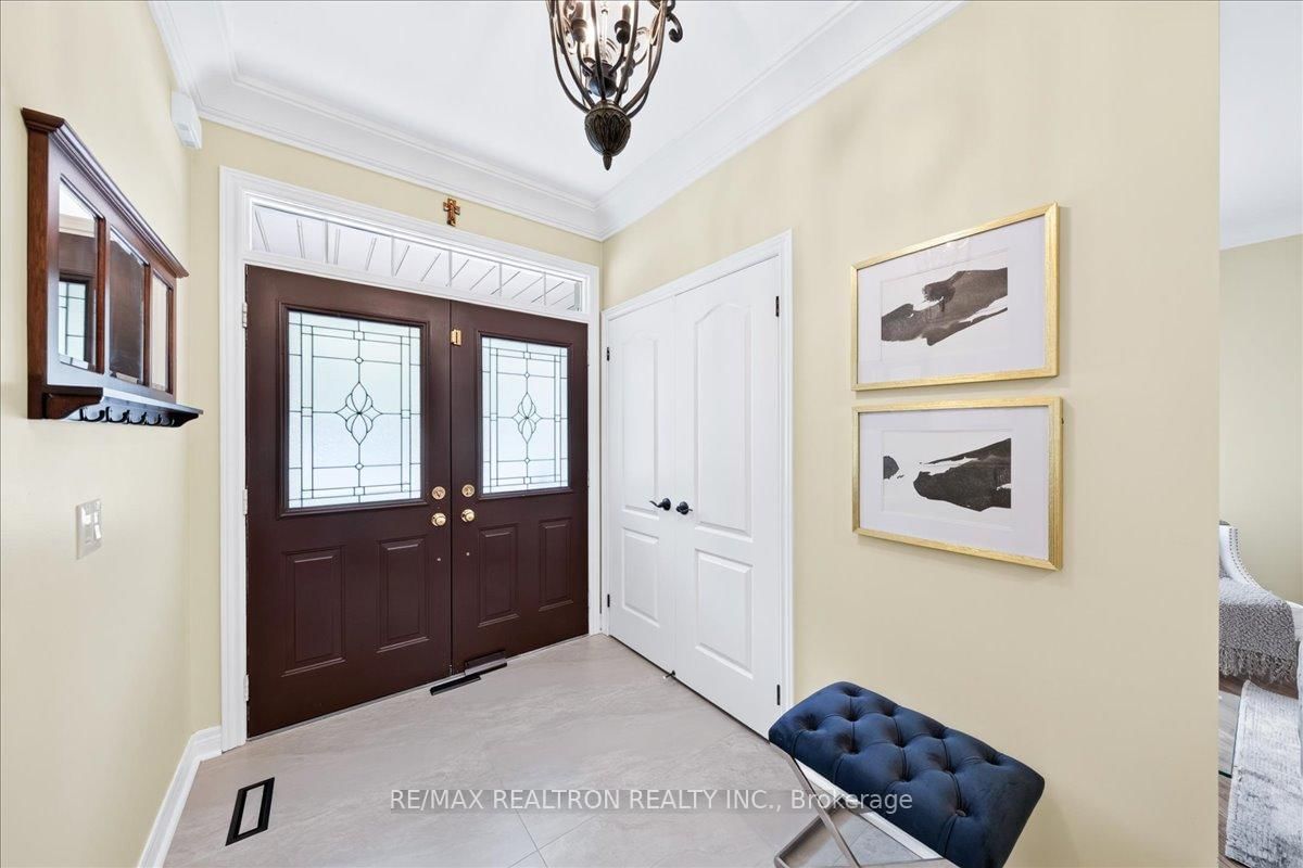 158 Nantucket Drive N • Richmond Hill, ON photo 5