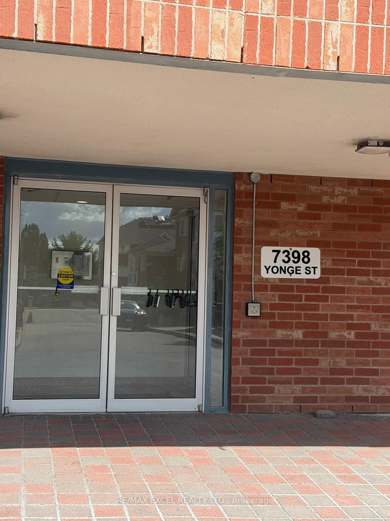 312 - 7398 Yonge Street
