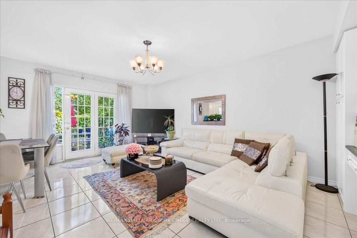 96 Townsgate Drive • Vaughan, ON photo 17