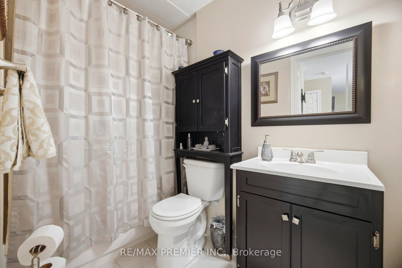 137 Blackthorn Drive • Vaughan, ON photo 38