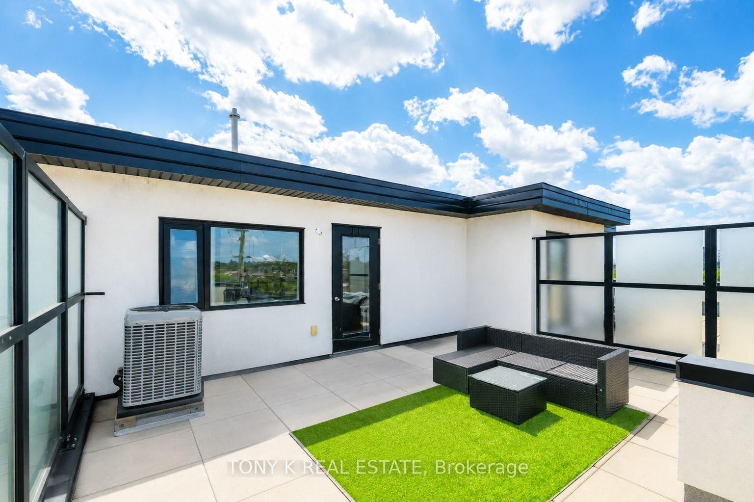 5309 Highway 7 • #A203 • Vaughan, ON photo 11