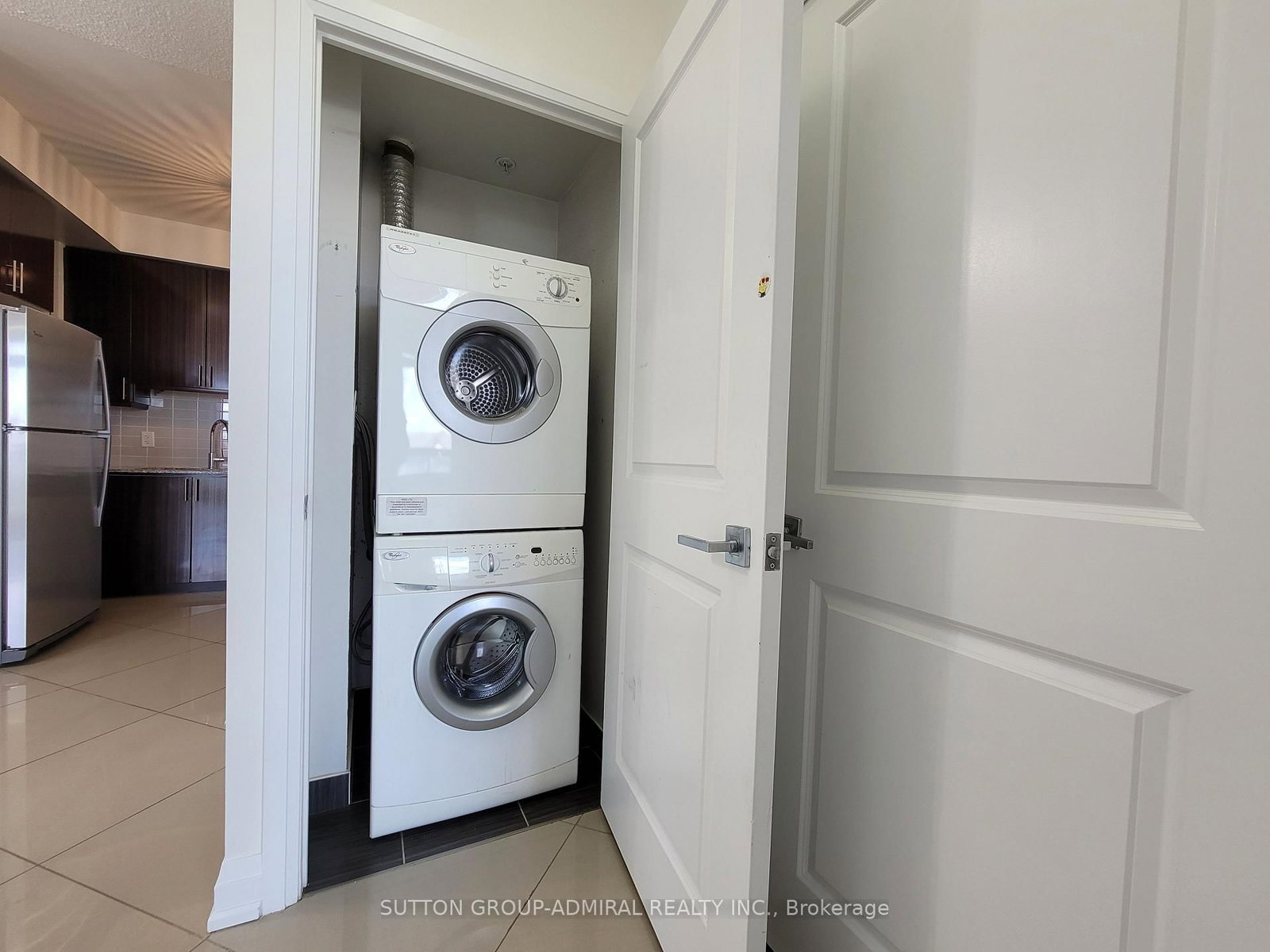 402-75 North Park Rd, Vaughan, view 17