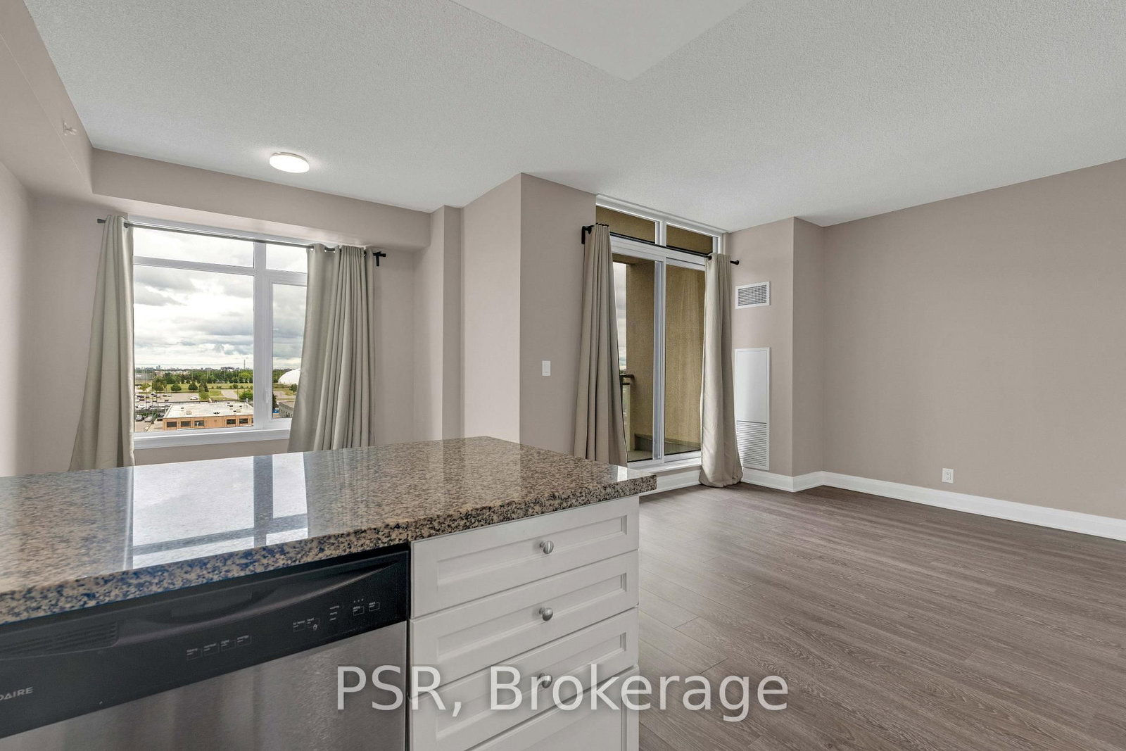 24 Woodstream Boulevard • #715 • Vaughan, ON photo 12