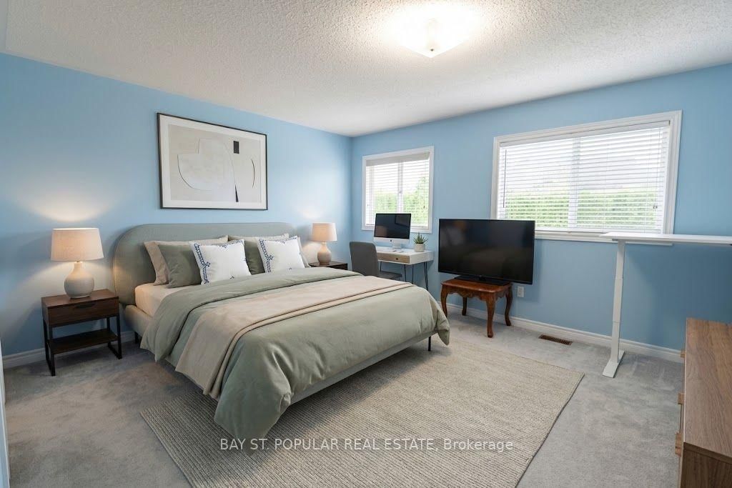 49 Angelica Avenue • Richmond Hill, ON photo 4