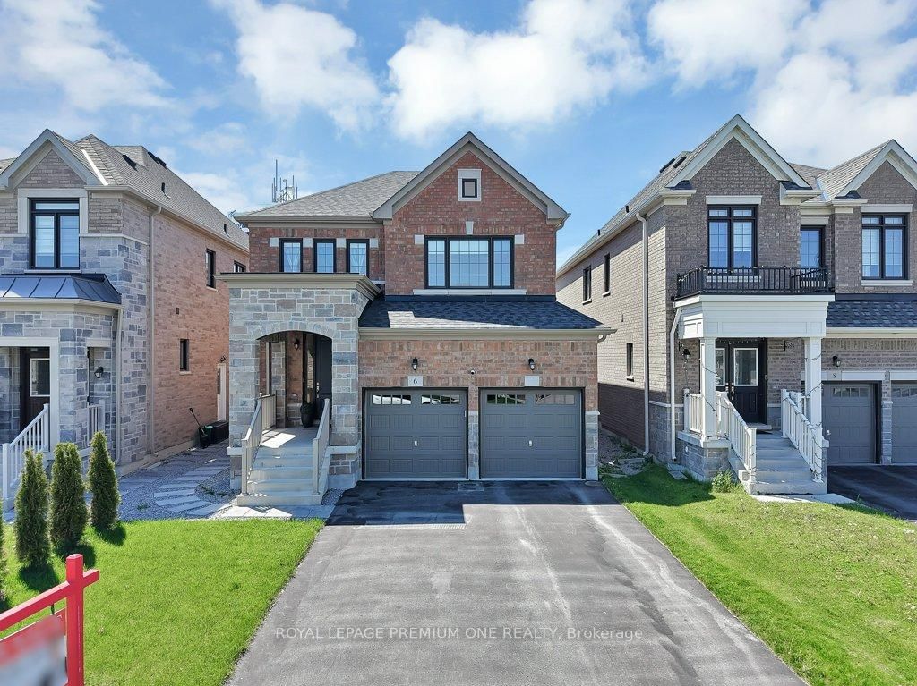 6 Byblos Court • East Gwillimbury, ON photo 2