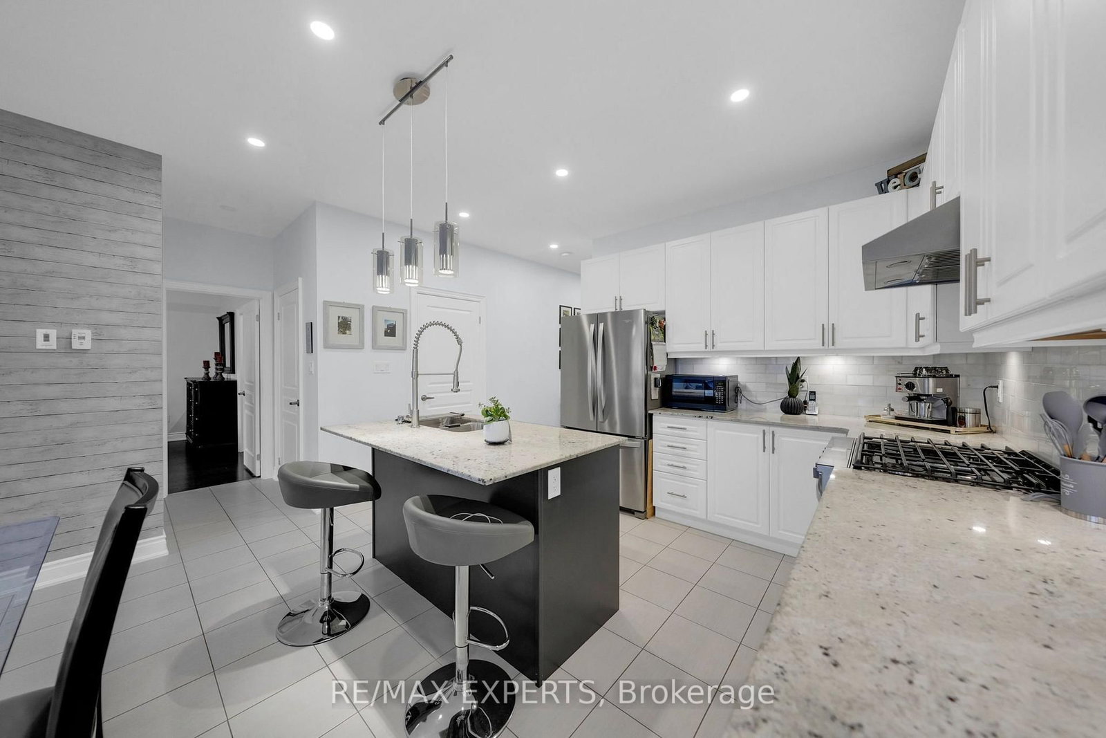 133 Mcgahey Street • New Tecumseth, ON photo 12