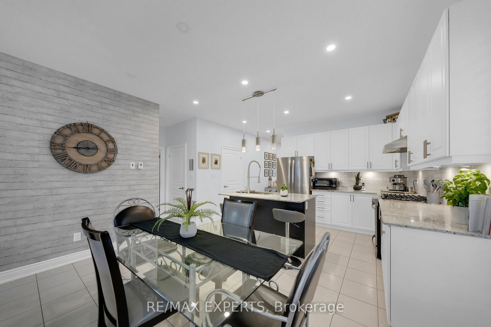 133 Mcgahey Street • New Tecumseth, ON photo 13