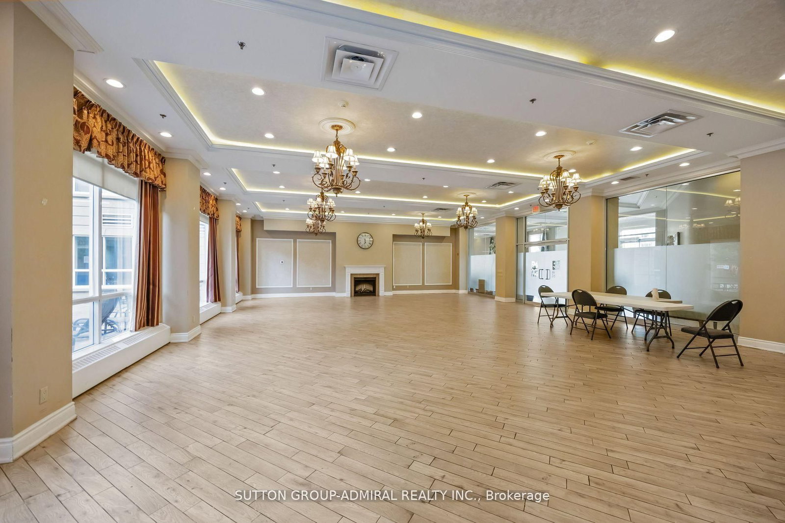 315-2 Maison Parc Crt, Vaughan, view 20
