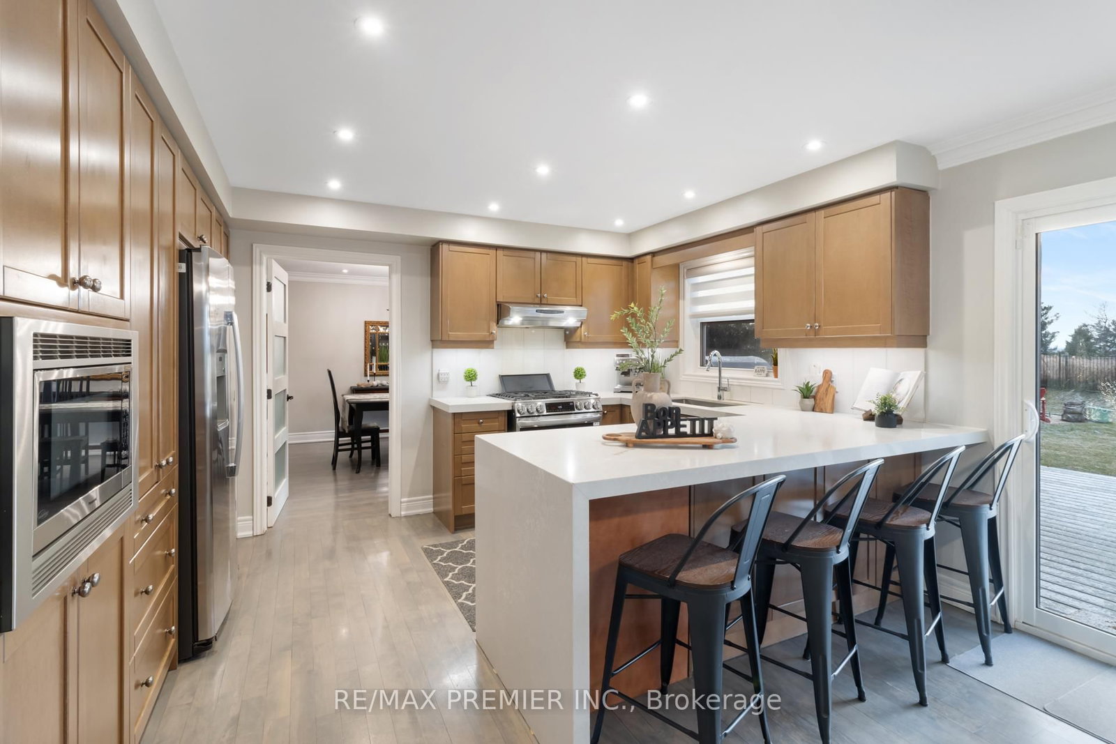 60 Nobleview Drive • King, ON photo 4