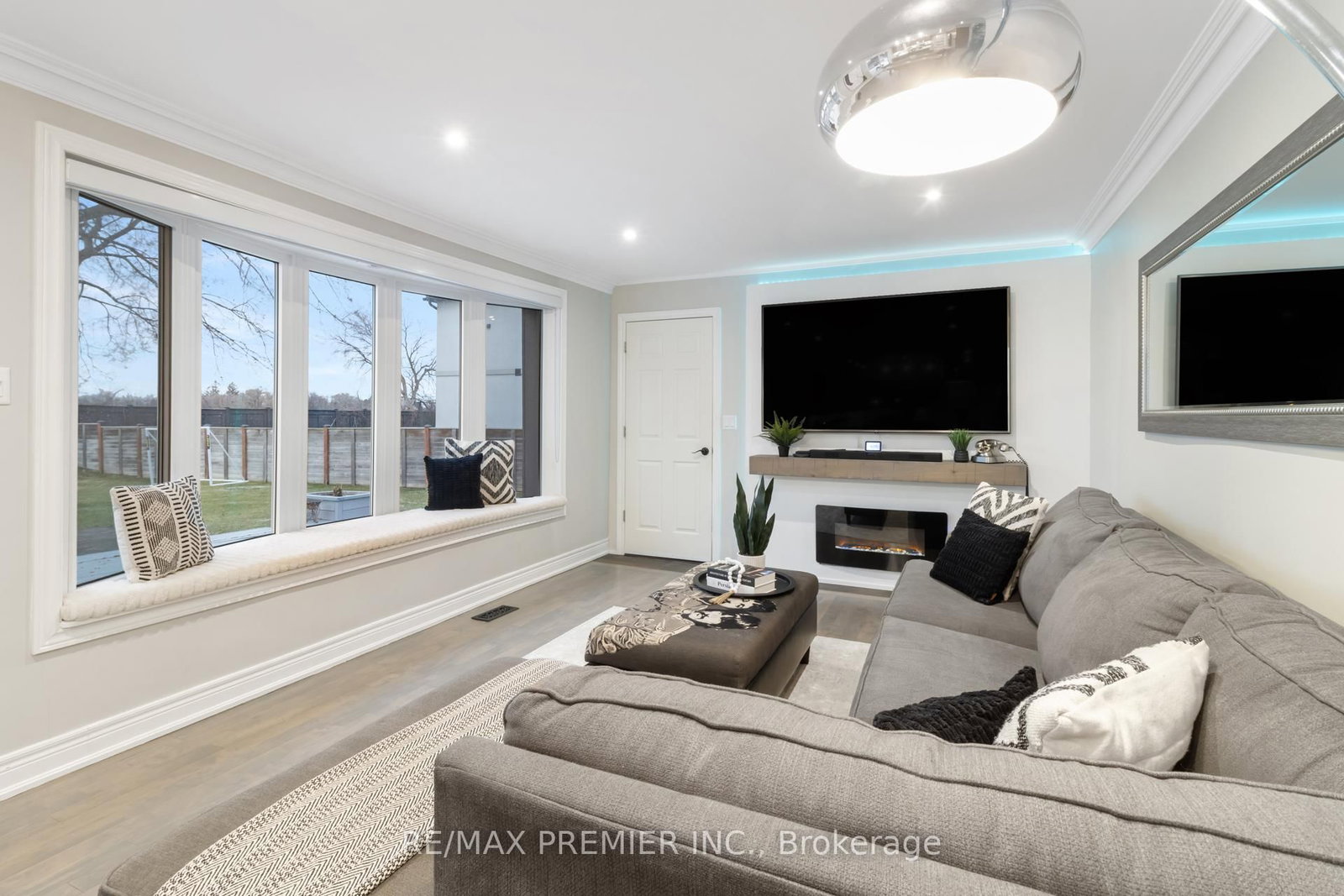 60 Nobleview Drive • King, ON photo 9