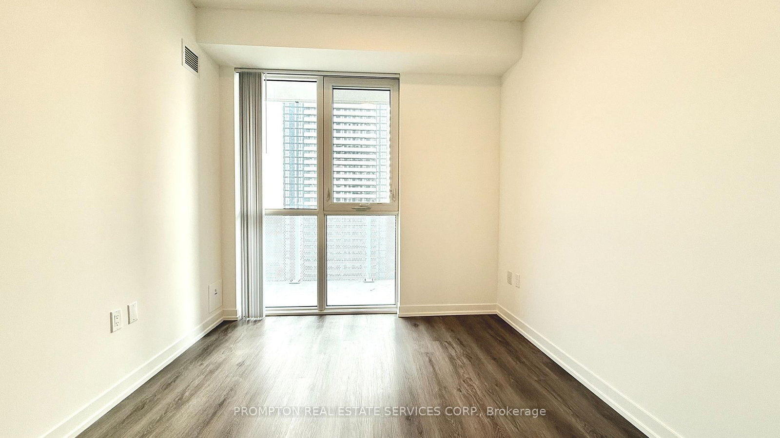 3002-28 Interchange Way, Vaughan, view 12