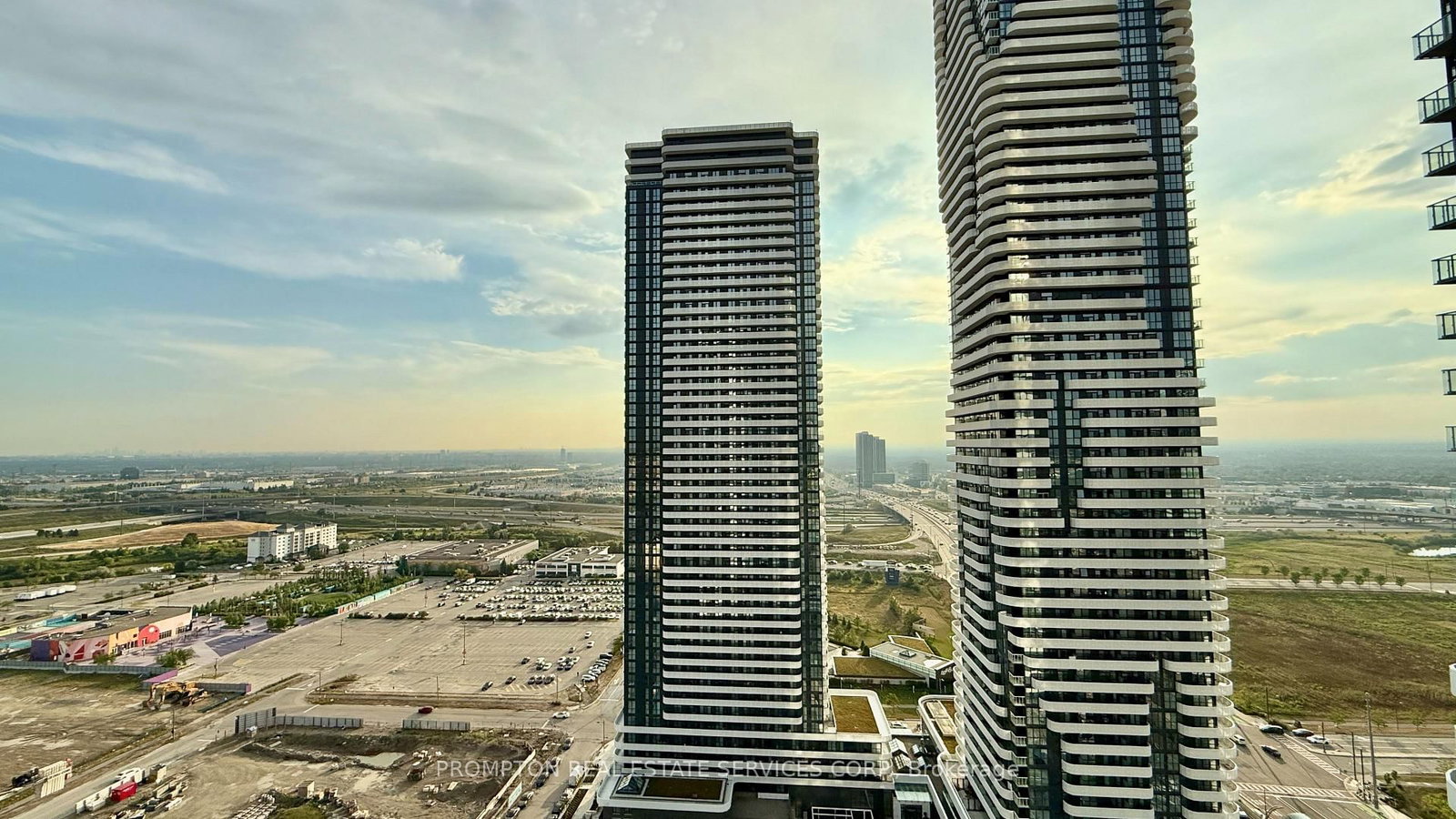 3002-28 Interchange Way, Vaughan, view 19