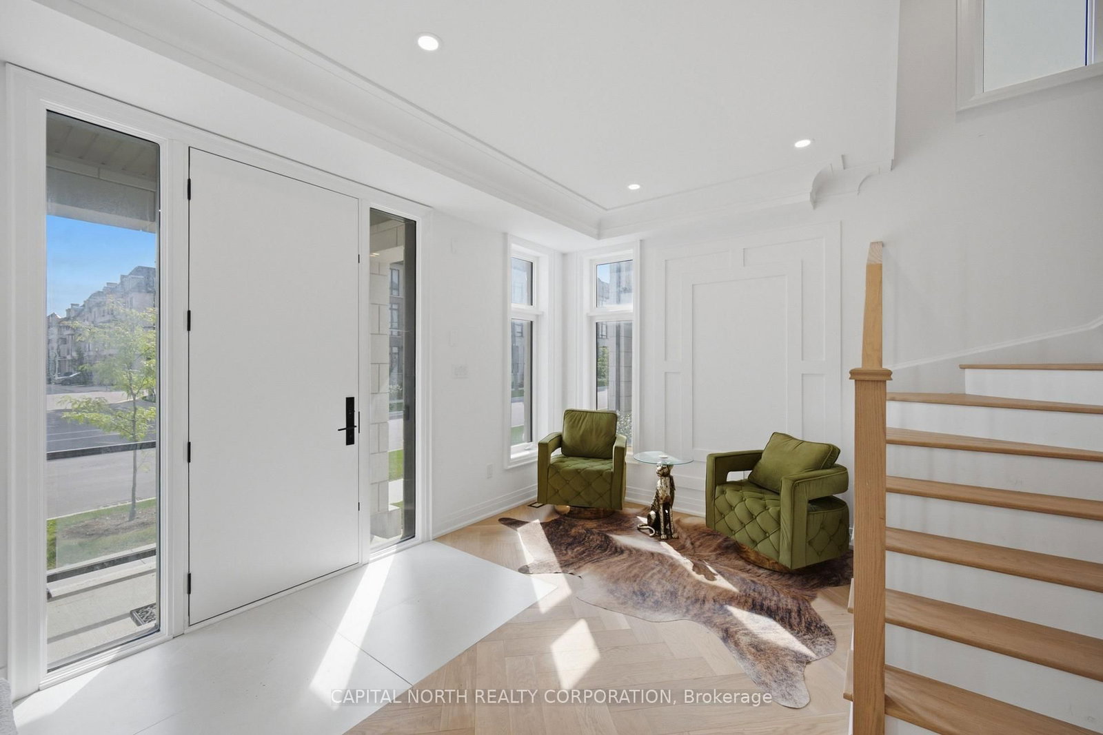 8A McCachen Street • Richmond Hill, ON photo 4