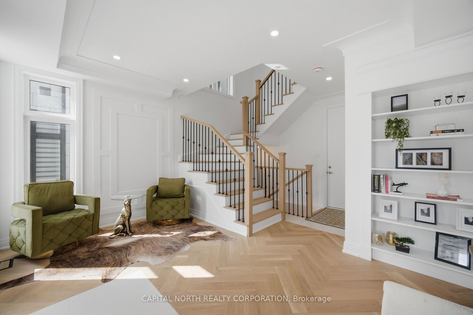 8A McCachen Street • Richmond Hill, ON photo 5