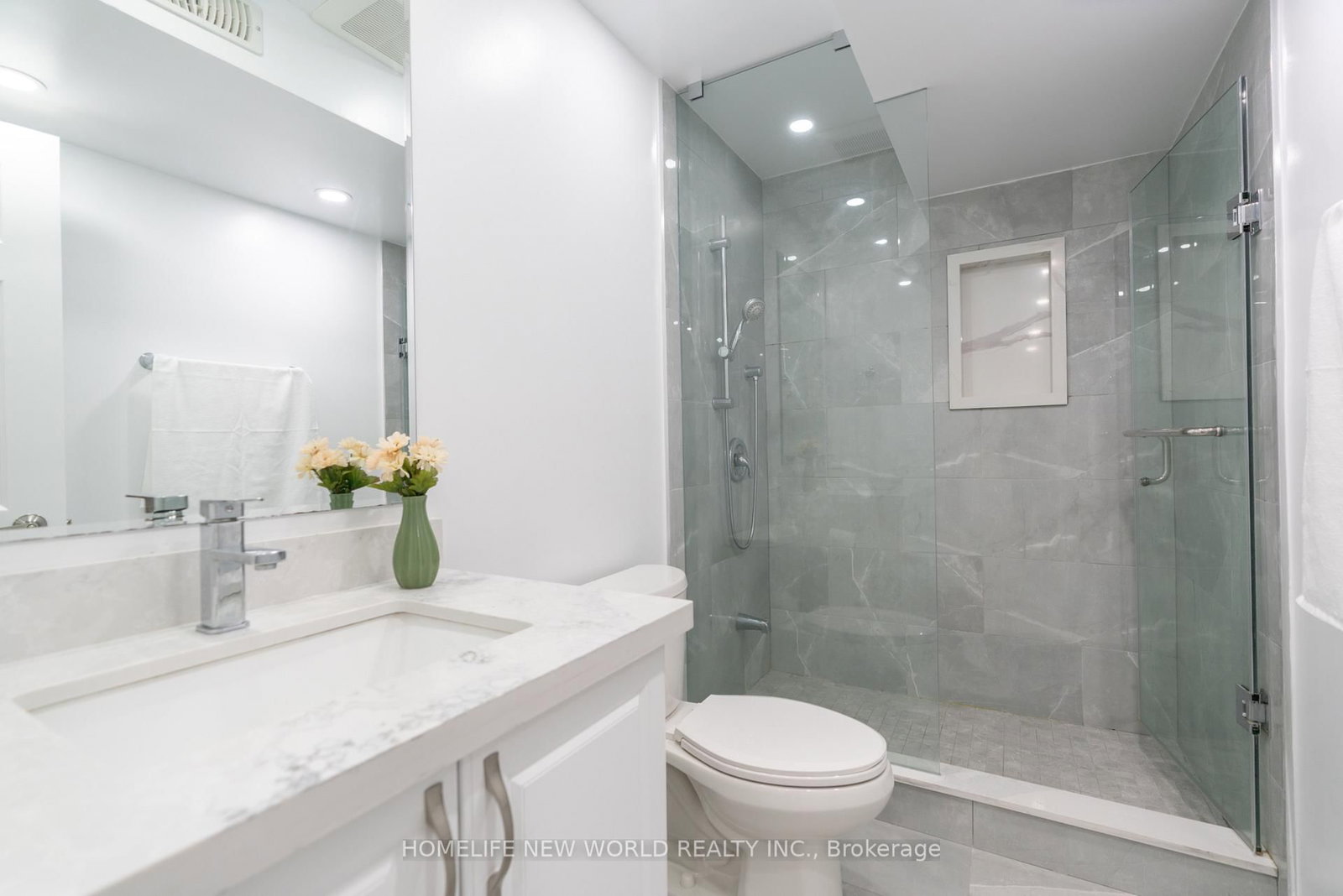35 Cinemark Avenue • Markham, ON photo 45