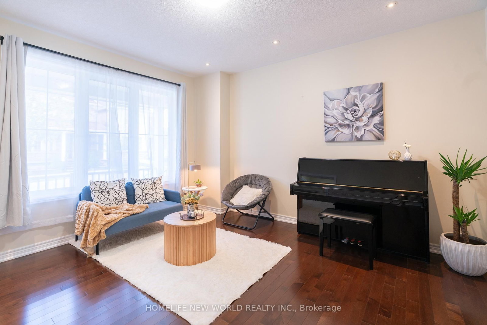 35 Cinemark Avenue • Markham, ON photo 5