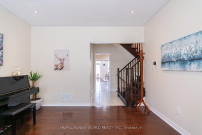 35 Cinemark Avenue • Markham, ON photo 8