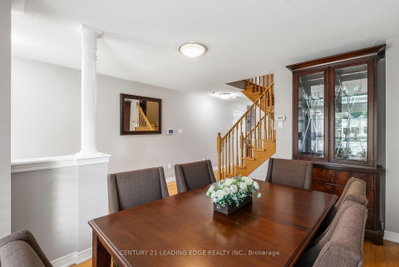 39 STOYELL Drive • Richmond Hill, ON photo 6