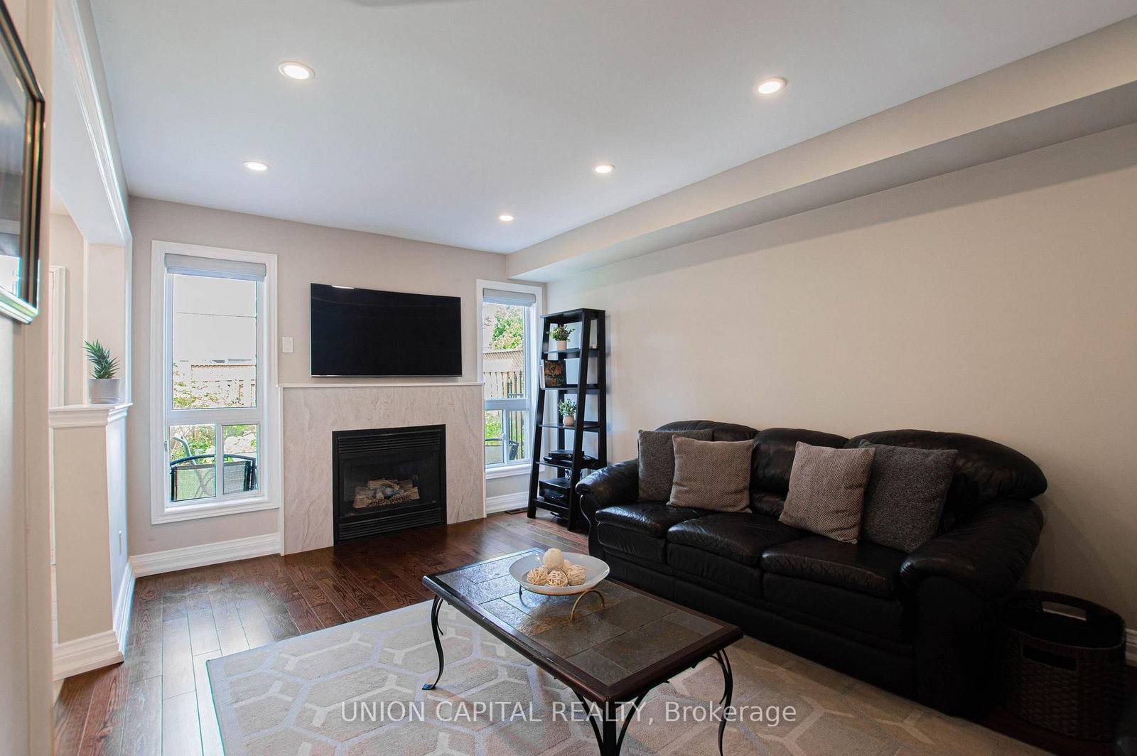 28 Sail Crescent • Vaughan, ON photo 18