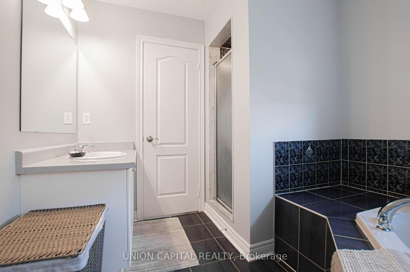28 Sail Crescent • Vaughan, ON photo 36
