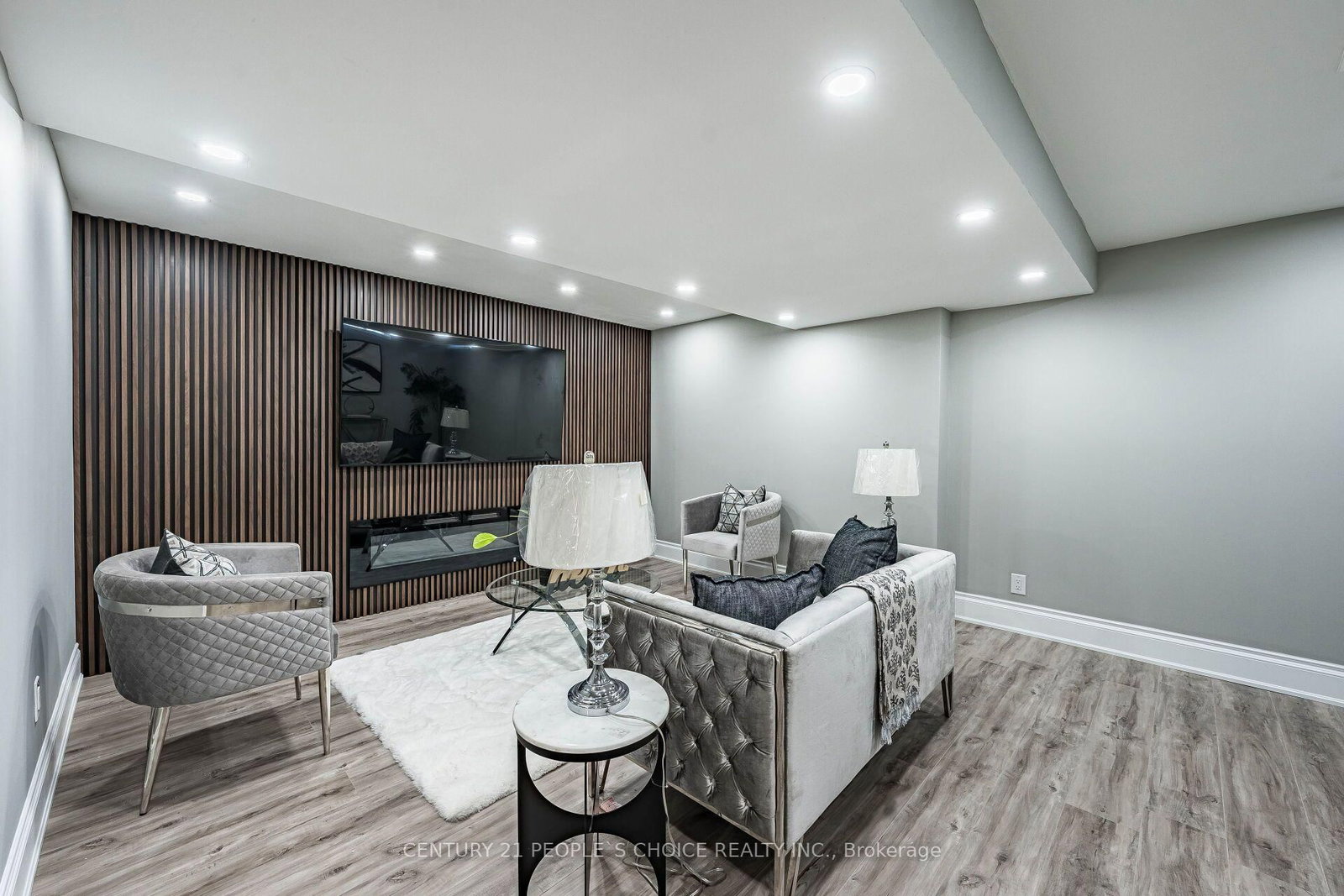 211 Wildberry Crescent • Vaughan, ON photo 34