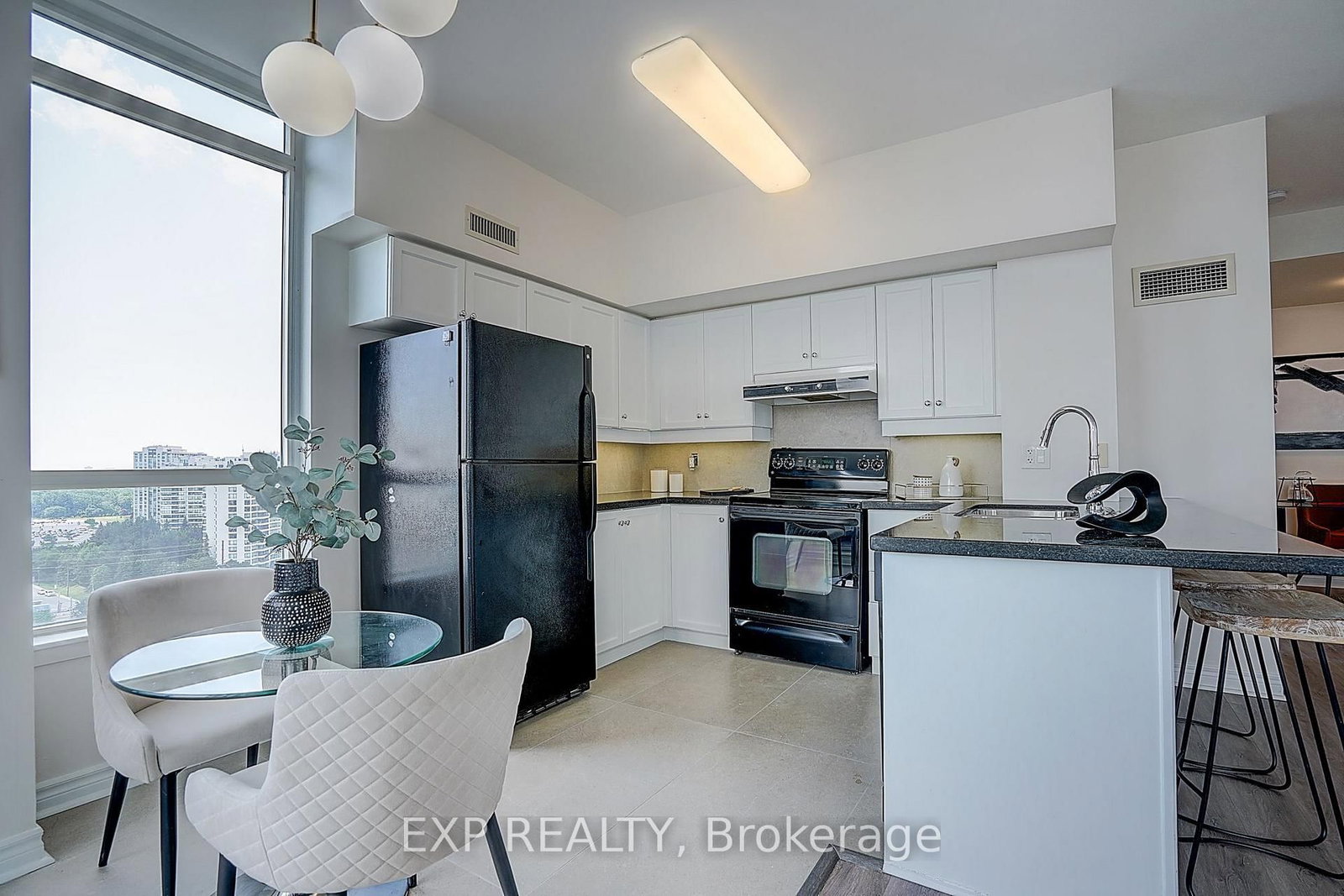 60 Disera Drive • #1404 • Vaughan, ON photo 16