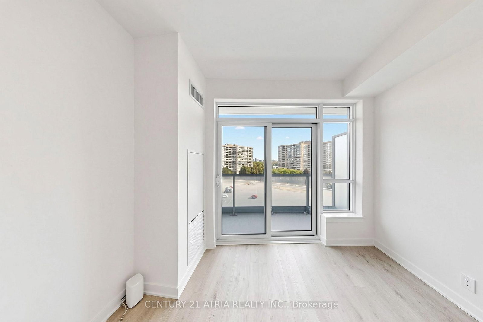 508-30 Upper Mall Way, Vaughan, view 14