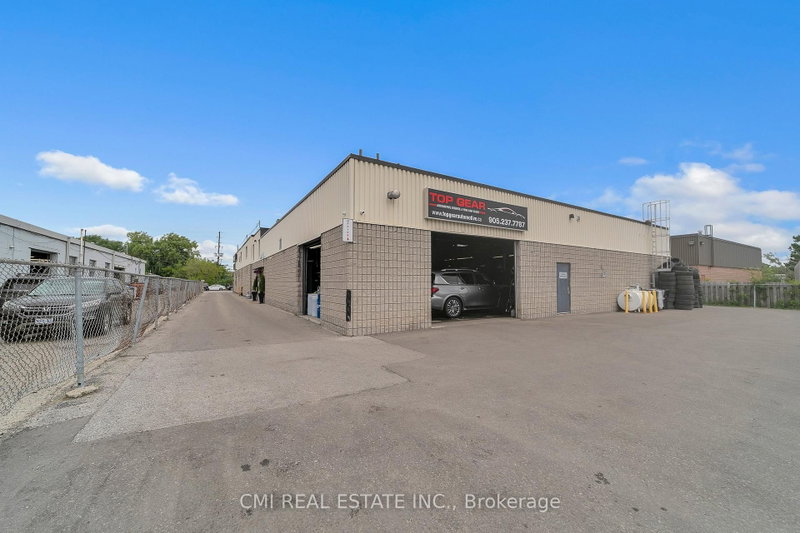#2 60 Industrial Road, Richmond Hill