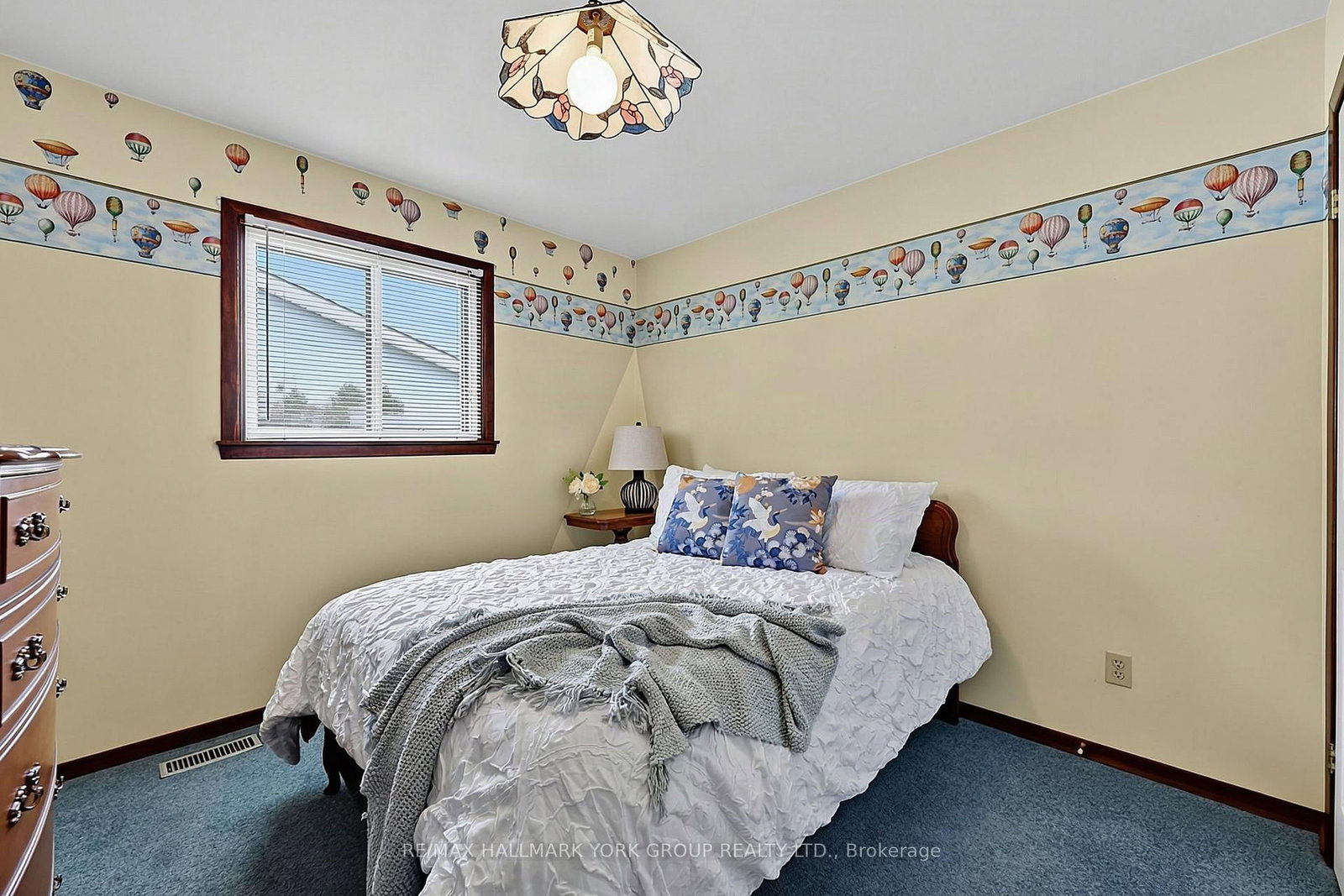 80 Fairway Drive • Aurora, ON photo 11